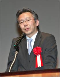 桜町 道雄氏