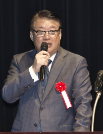 鳥山 重之氏